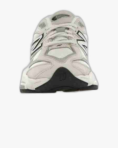 nb white