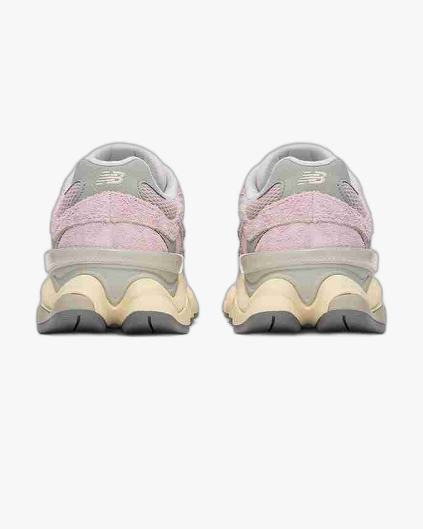 New Balance 9060 'December Sky'